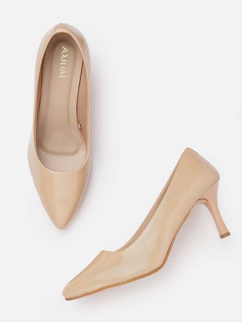 women beige slip on pumps