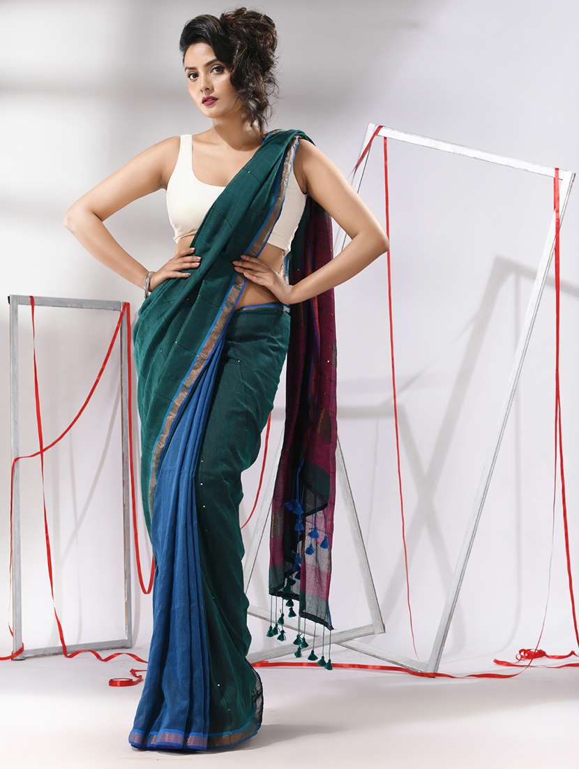 women self design handloom saree with blouse