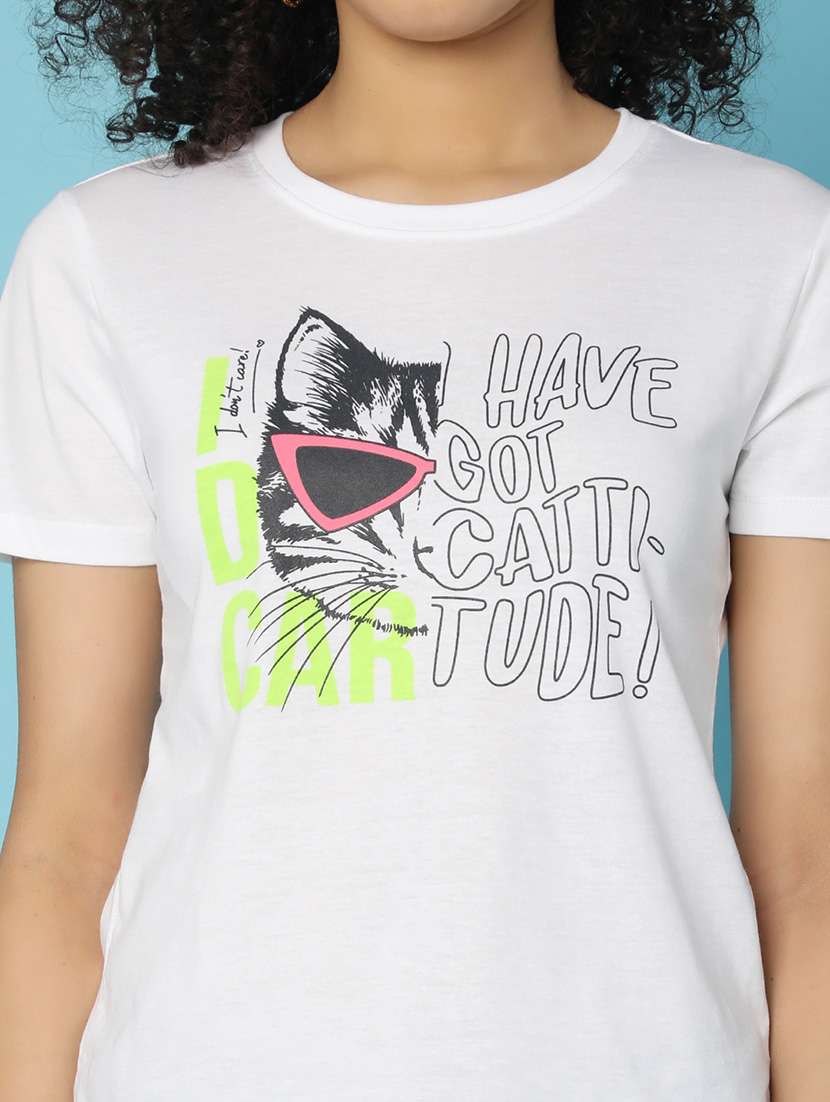 women chest print round neck t-shirt - 21176855 -  Standard Image - 5