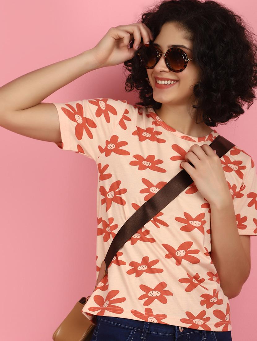 women all over print round neck t-shirt - 21176865 - Standard Image - 3