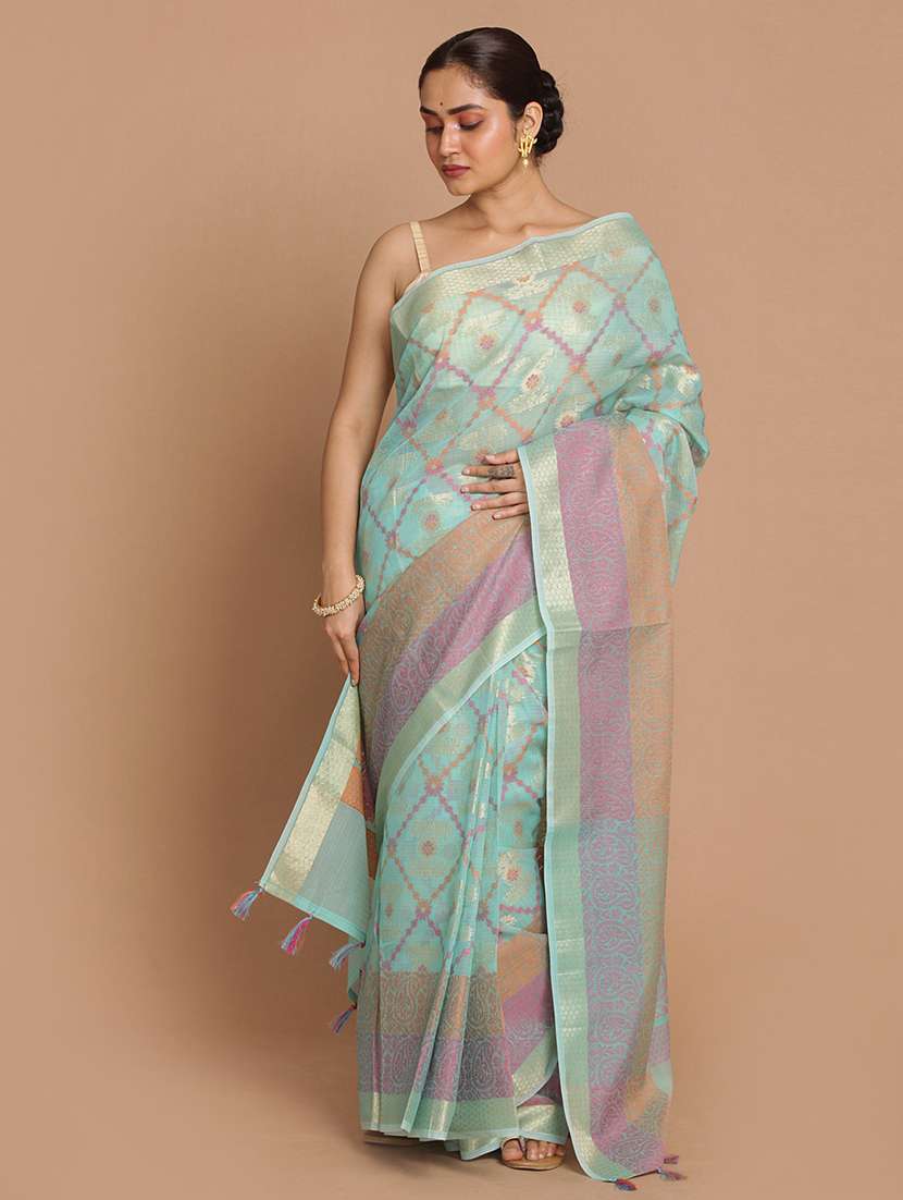 women self design bordered saree with blouse - 21185569 - Zoom Image - 0