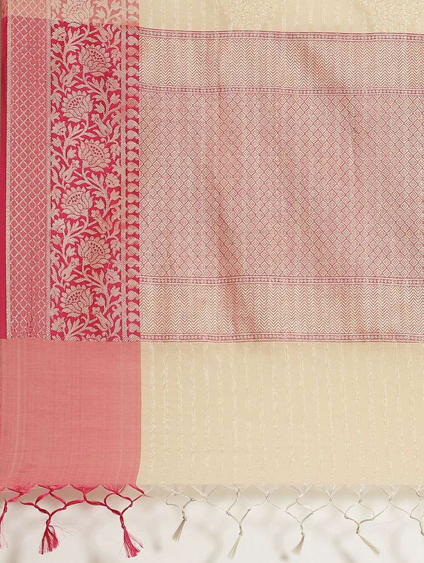 women self design bordered saree with blouse - 21185624 - Standard Image - 3