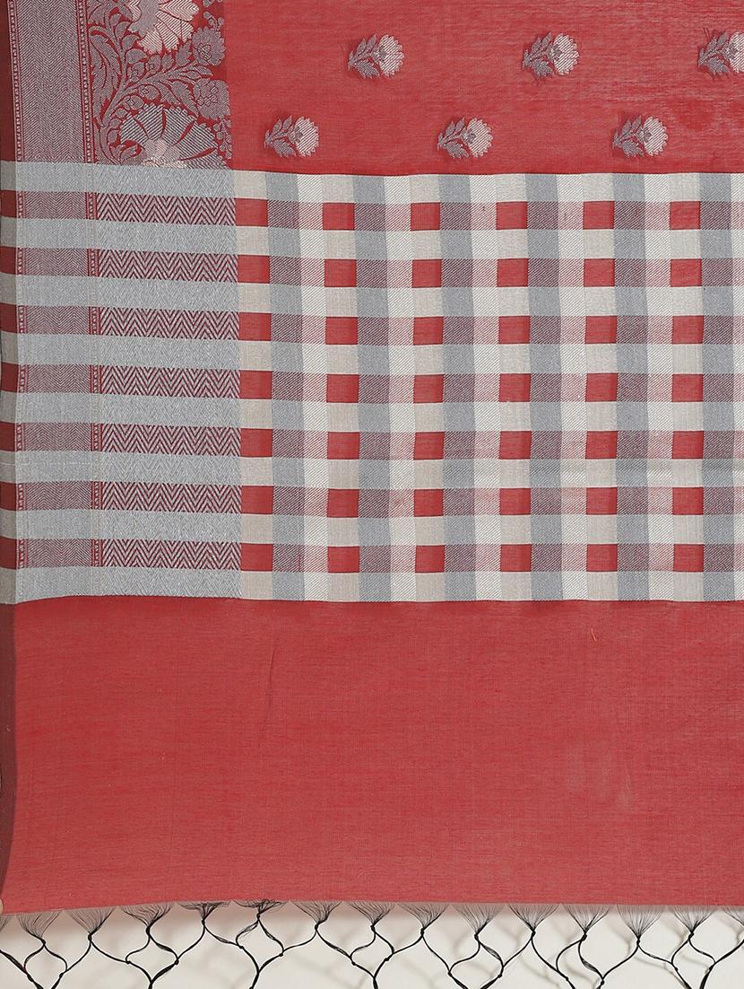 women self design banarasi saree with blouse - 21185673 - Standard Image - 3