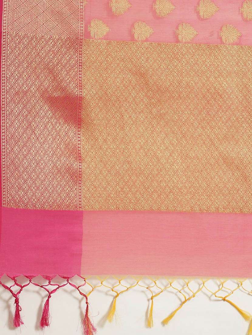 women self design bordered saree with blouse - 21185719 - Standard Image - 3