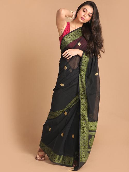 women self design bordered saree - 21185768 - Standard Image - 0