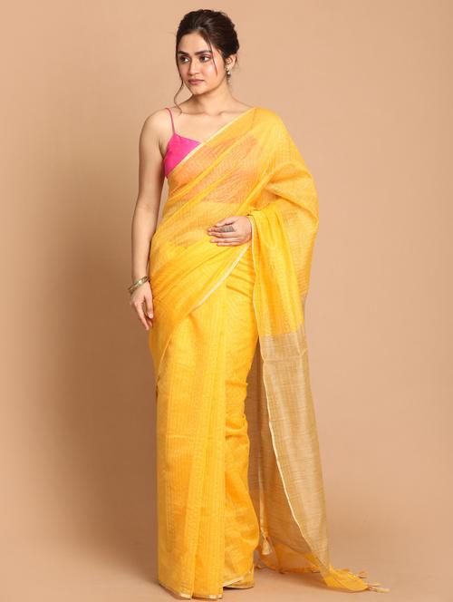 women checkered handloom saree with blouse - 21185865 - Standard Image - 0