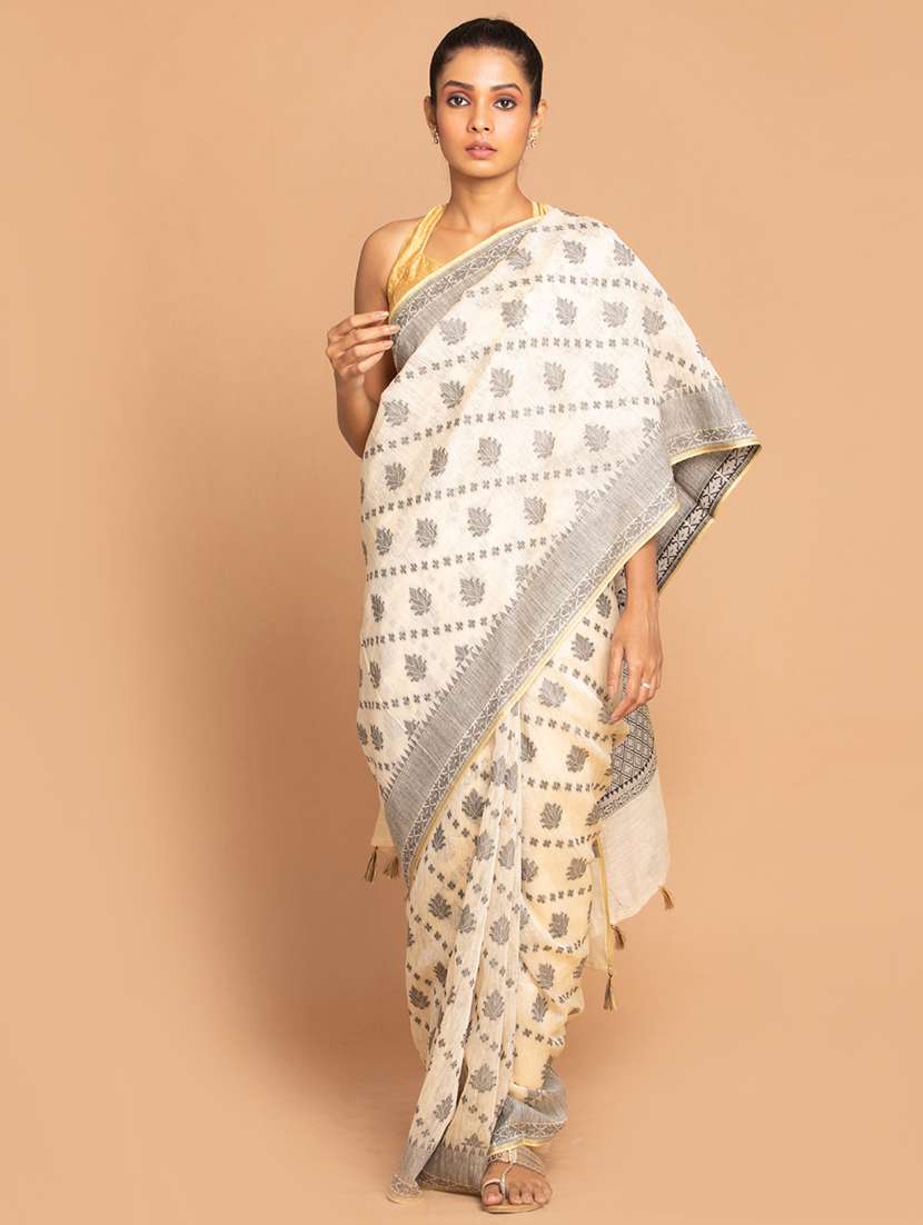 women self design handloom saree with blouse - 21185884 - Zoom Image - 0