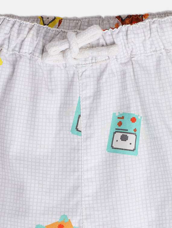 boys white printed shorts - 21191609 -  Standard Image - 3