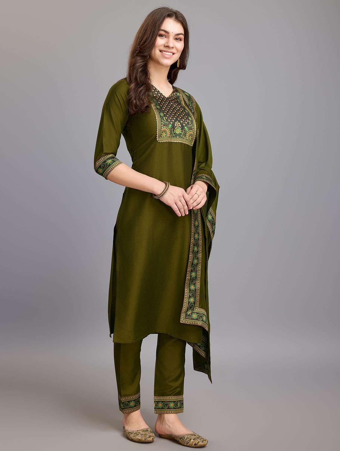 Women Placement Print Kurta Pant Set With Dupatta