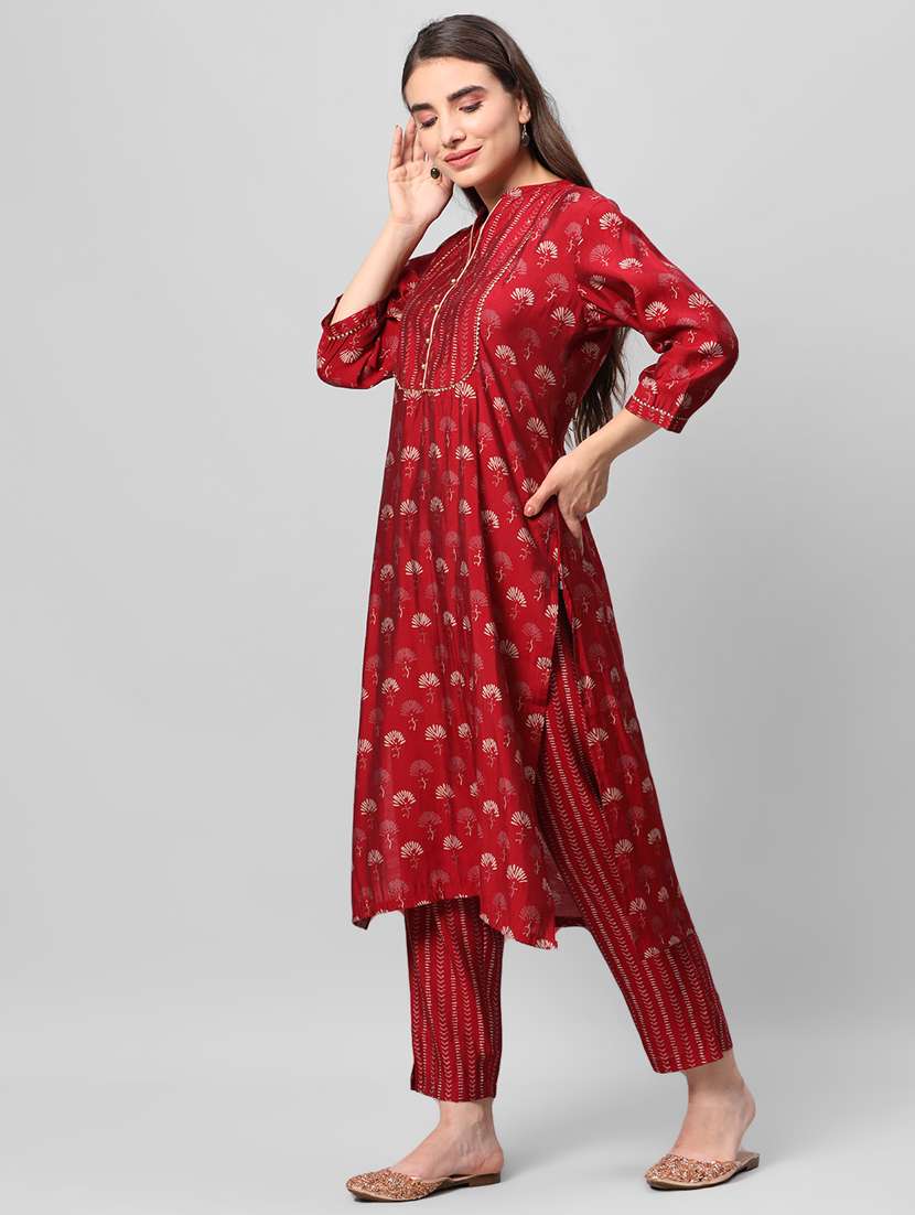 women three quarter sleeve kurta pant with dupatta set - 21221446 -  Standard Image - 3