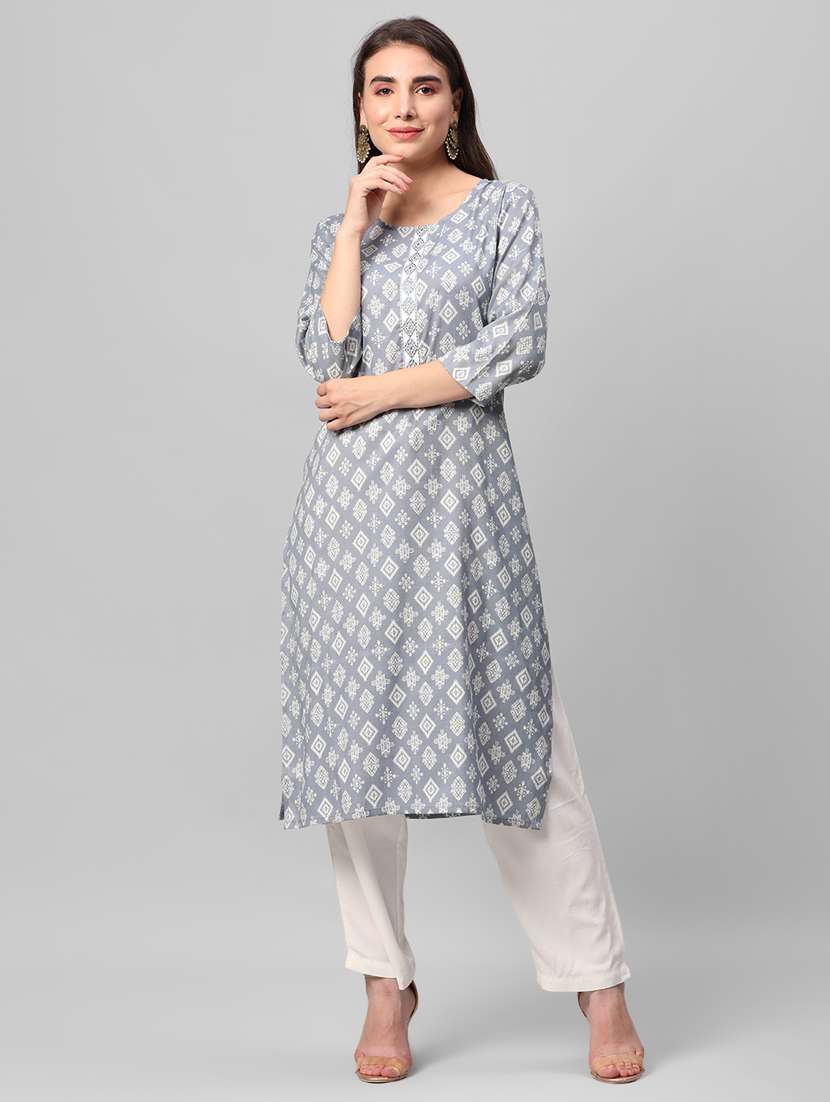 women three quarter sleeve straight kurta