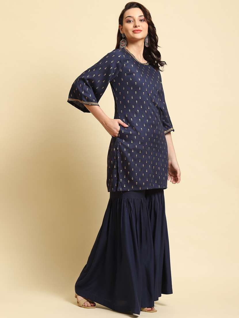 women printed kurta sharara set with dupatta - 21221484 -  Standard Image - 3