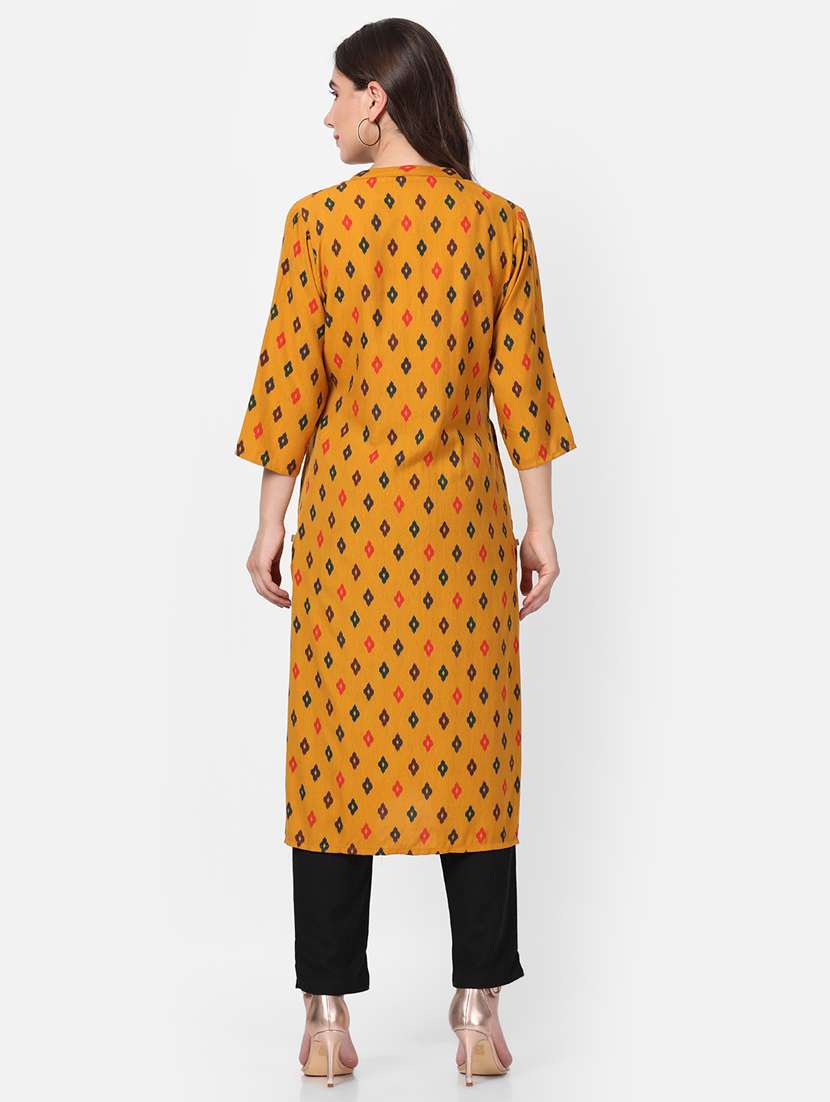 women three quarter sleeve straight kurta - 21221488 - Standard Image - 5