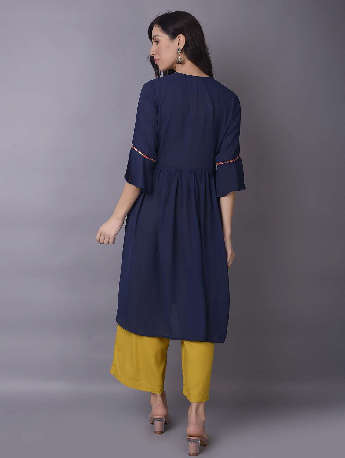 women three quarter sleeve straight kurta - 21221542 - Standard Image - 3