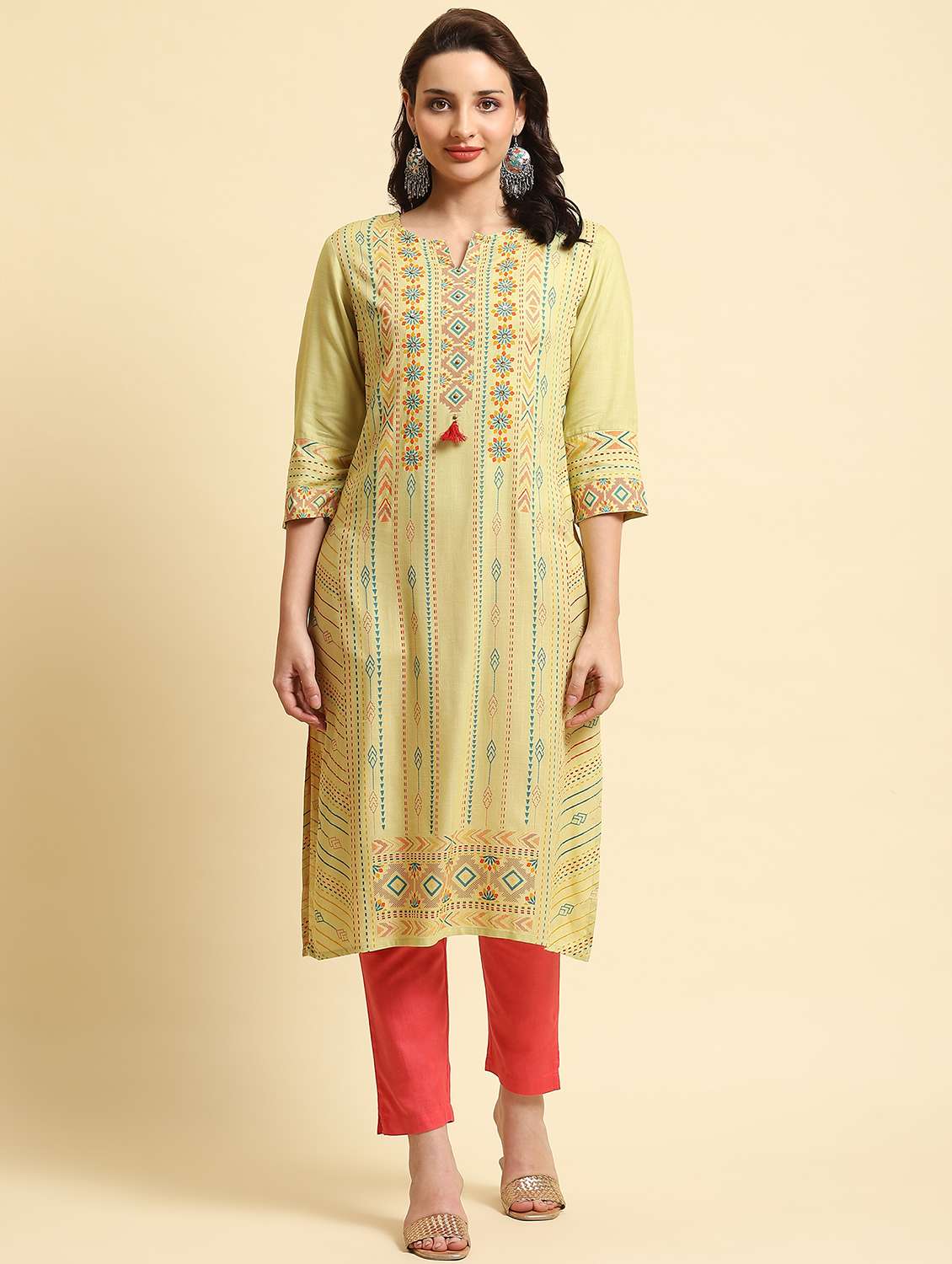 women notch neck printed straight kurta