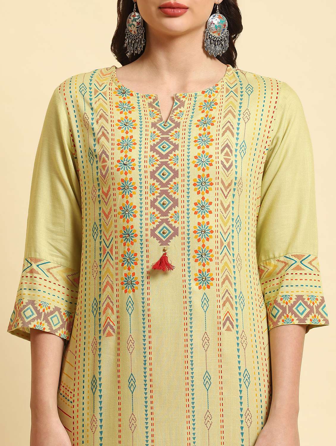 women notch neck printed straight kurta - 21221588 - Standard Image - 3