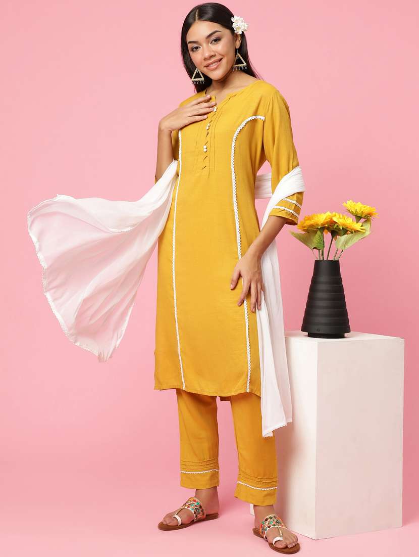 women solid kurta pant set with dupatta