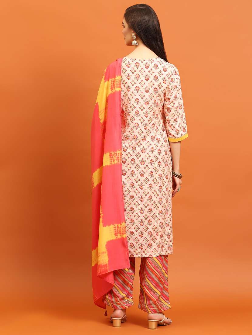 coral muslin kurta dupatta  set - 21221627 -  Standard Image - 3