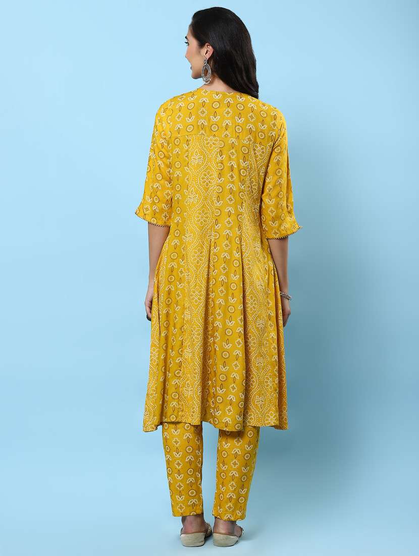 women mustard bandhani v neck kurta pant set - 21221637 -  Standard Image - 3