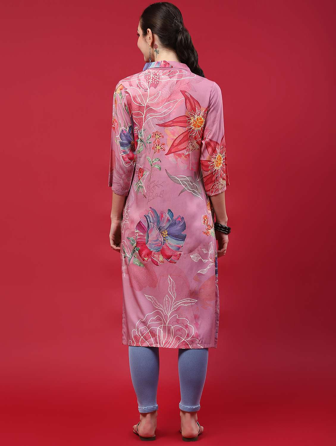 women three quarter sleeve straight kurta - 21221677 -  Standard Image - 3