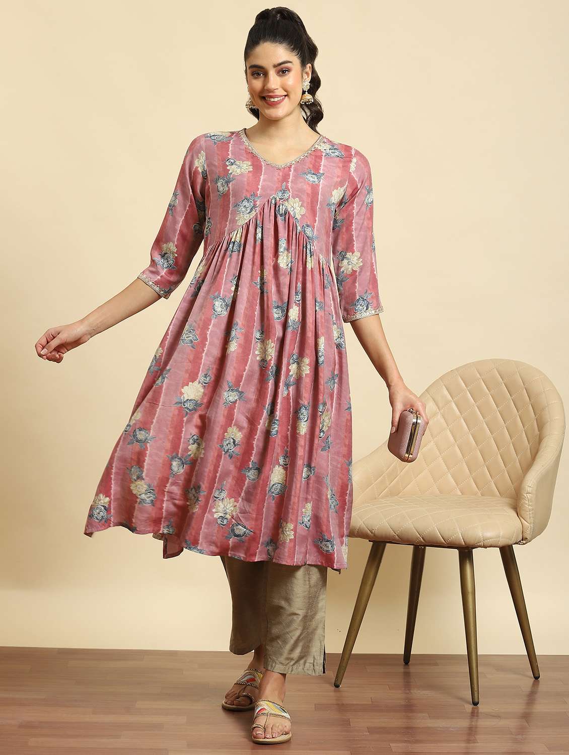 women pink floral printed kurta 