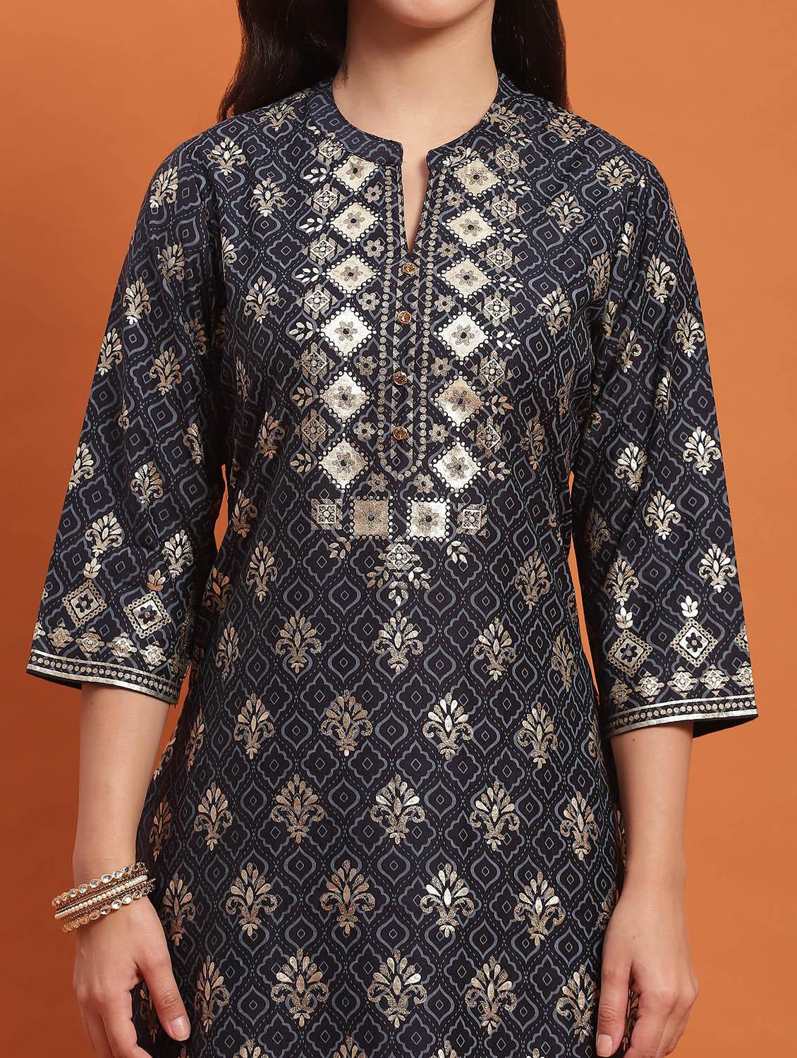 women three quarter sleeve straight kurta - 21221768 - Standard Image - 5