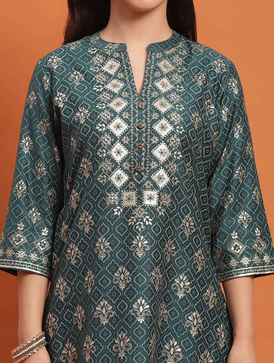 women three quarter sleeve straight kurta - 21221769 - Standard Image - 5