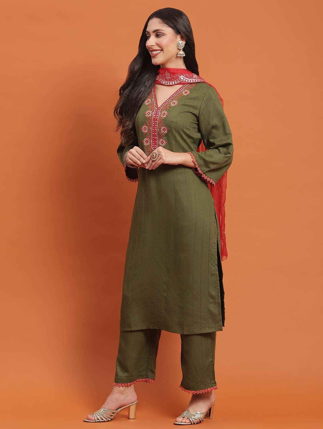 Women Three Quarter Sleeve Kurta Pant With Dupatta Set