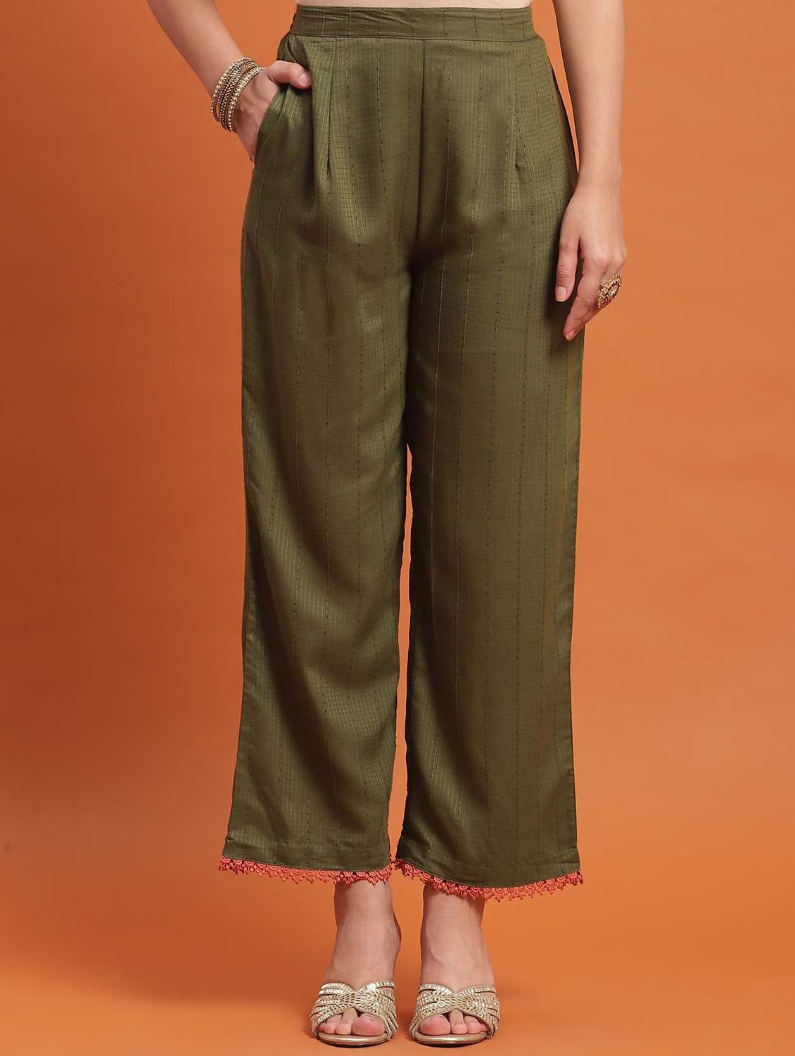 Women Three Quarter Sleeve Kurta Pant With Dupatta Set