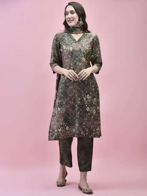 women olive v neck kurta pant set with dupatta - 21221813 -  Standard Image - 0