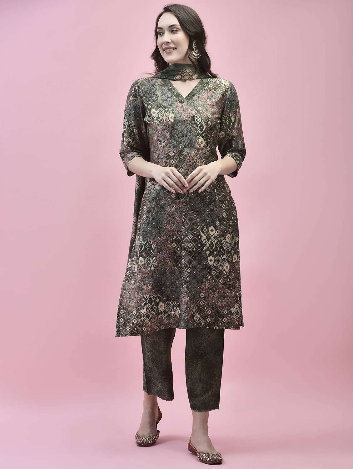 women olive v neck kurta pant set with dupatta
