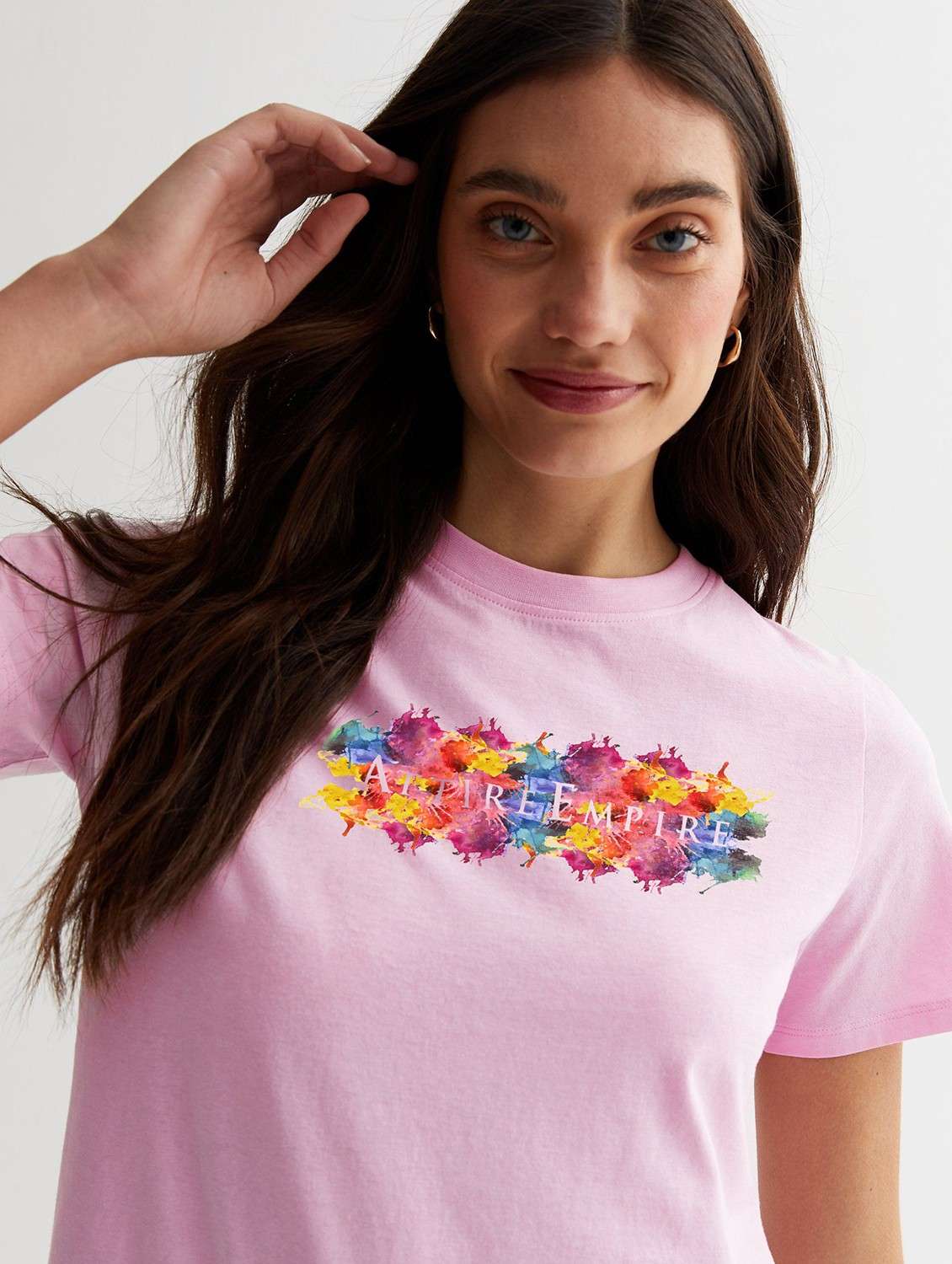 round neck chest print t-shirt - 21222270 - Standard Image - 3