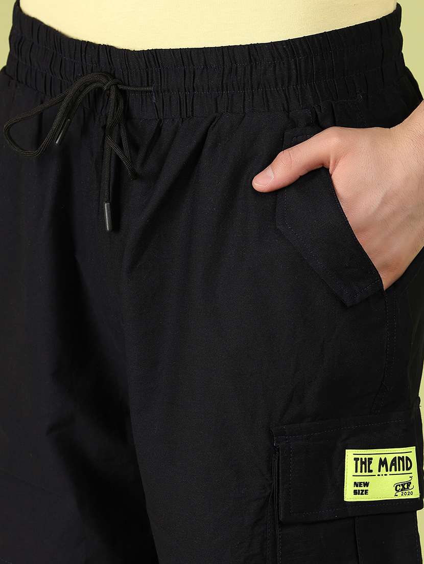 men solid mid rise regular fit jogger - 21222363 -  Standard Image - 5