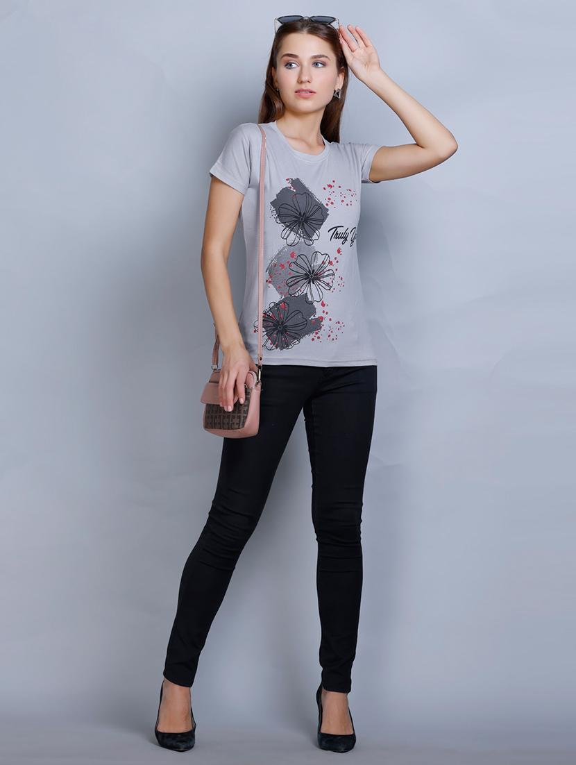women round neck short sleeves t-shirt - 21224982 - Standard Image - 3