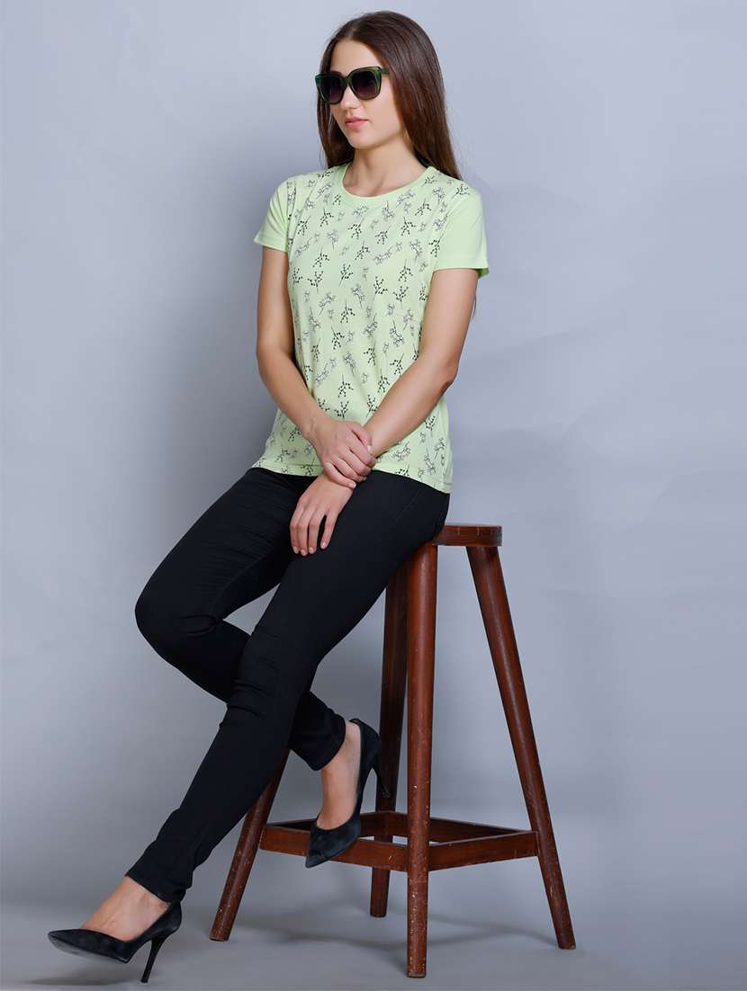 women round neck short sleeves t-shirt - 21224989 - Standard Image - 3