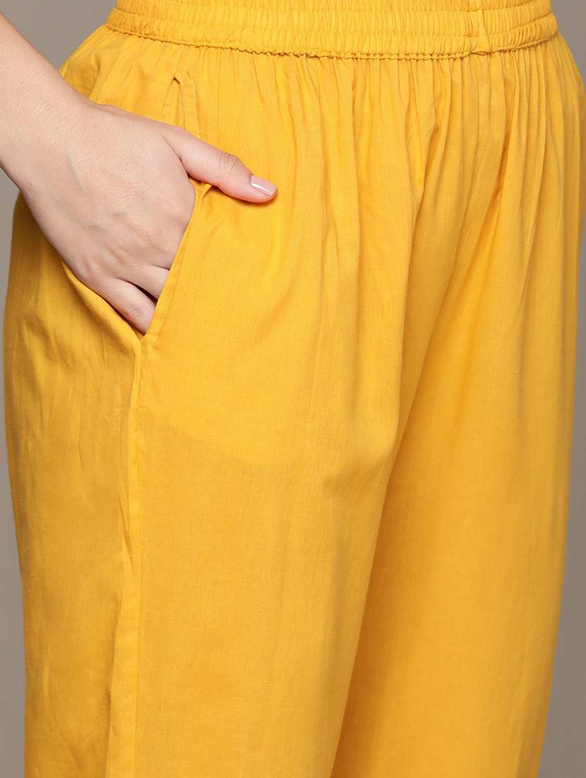 women white printed kurta pant set - 21225086 -  Standard Image - 5