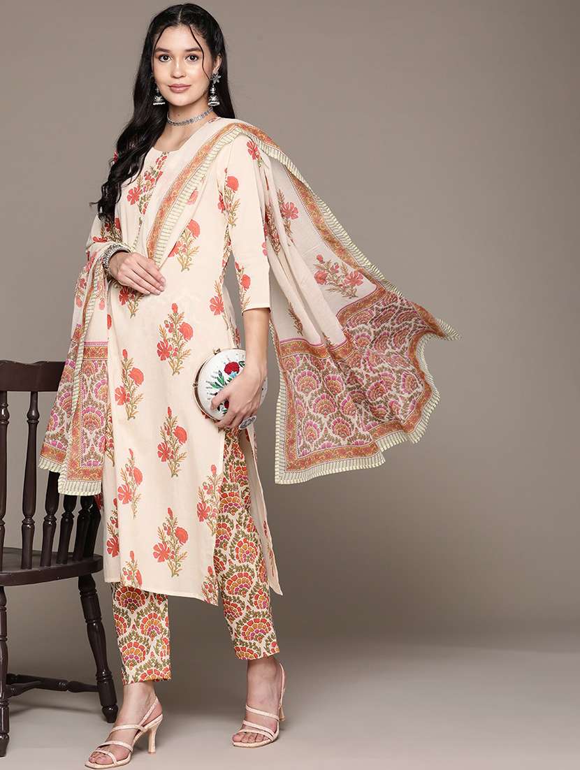 women three quarter sleeve kurta pant with dupatta set