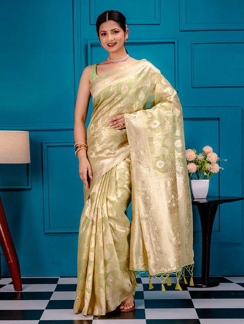 women self design bordered saree with blouse - 21227307 - Zoom Image - 0