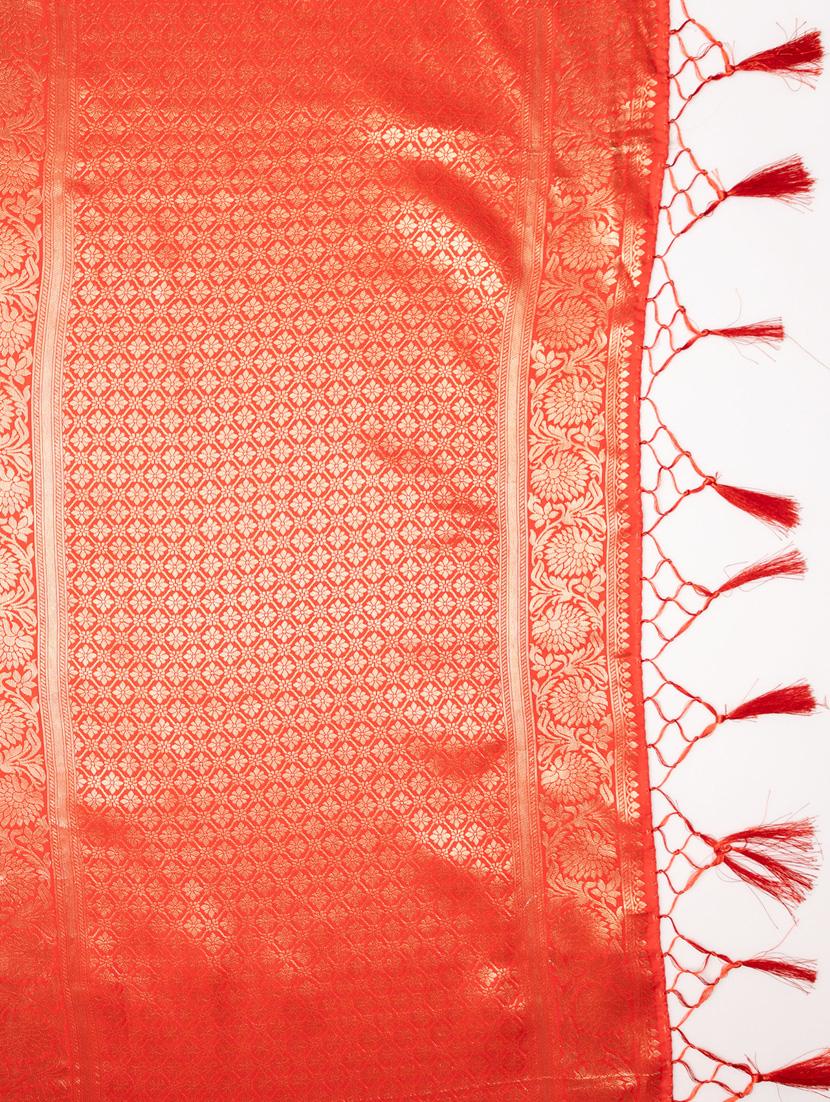women self design banarasi saree with blouse - 21227335 - Standard Image - 3