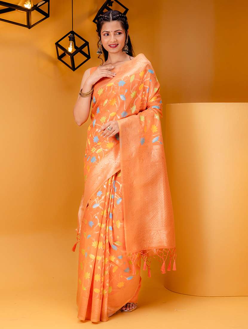 women self design banarasi saree with blouse - 21227339 -  Zoom Image - 0