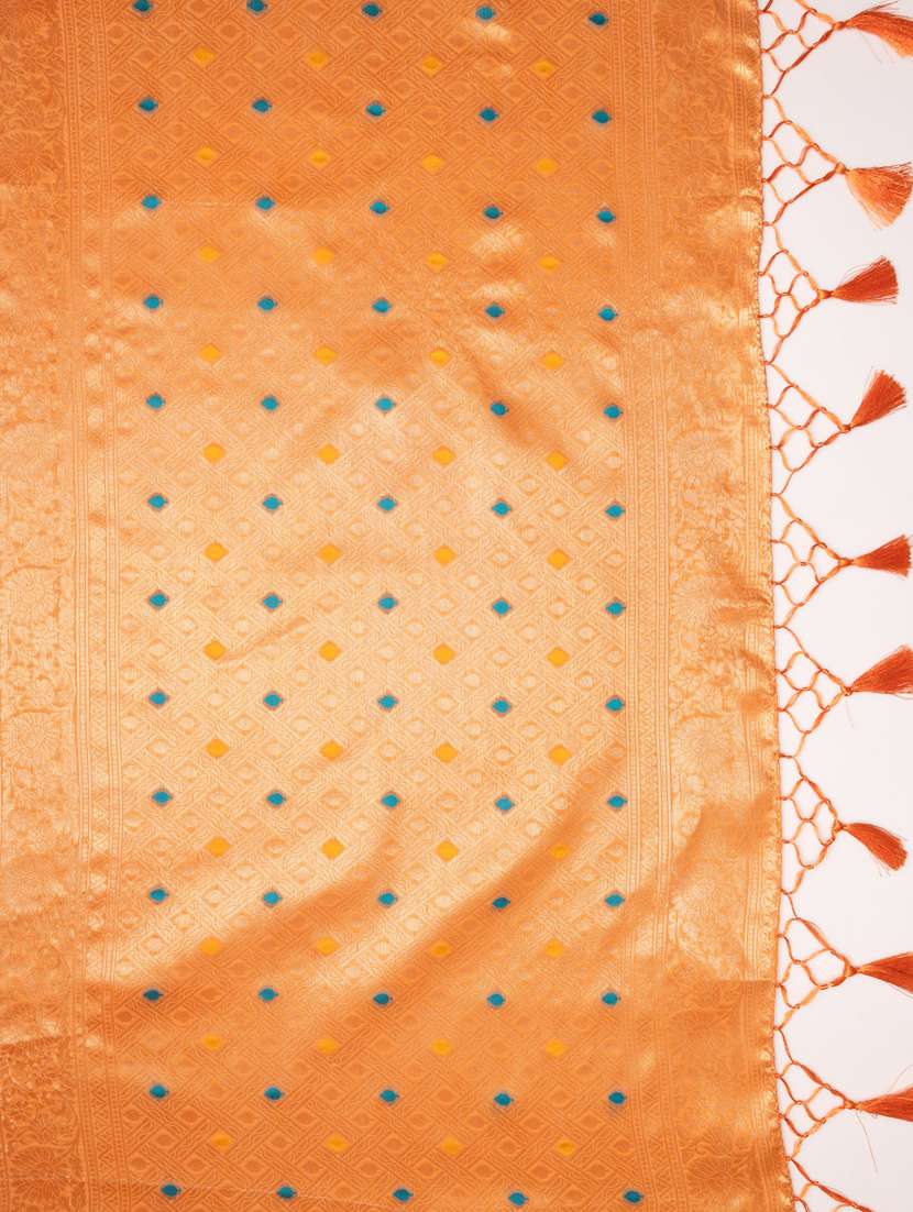 orange art silk banarasi saree with blouse - 21227479 - Standard Image - 3