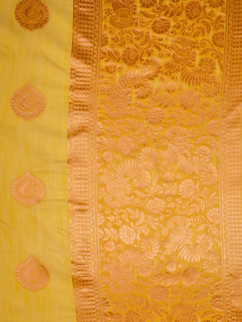 yellow banarasi saree with blouse - 21227507 - Standard Image - 3