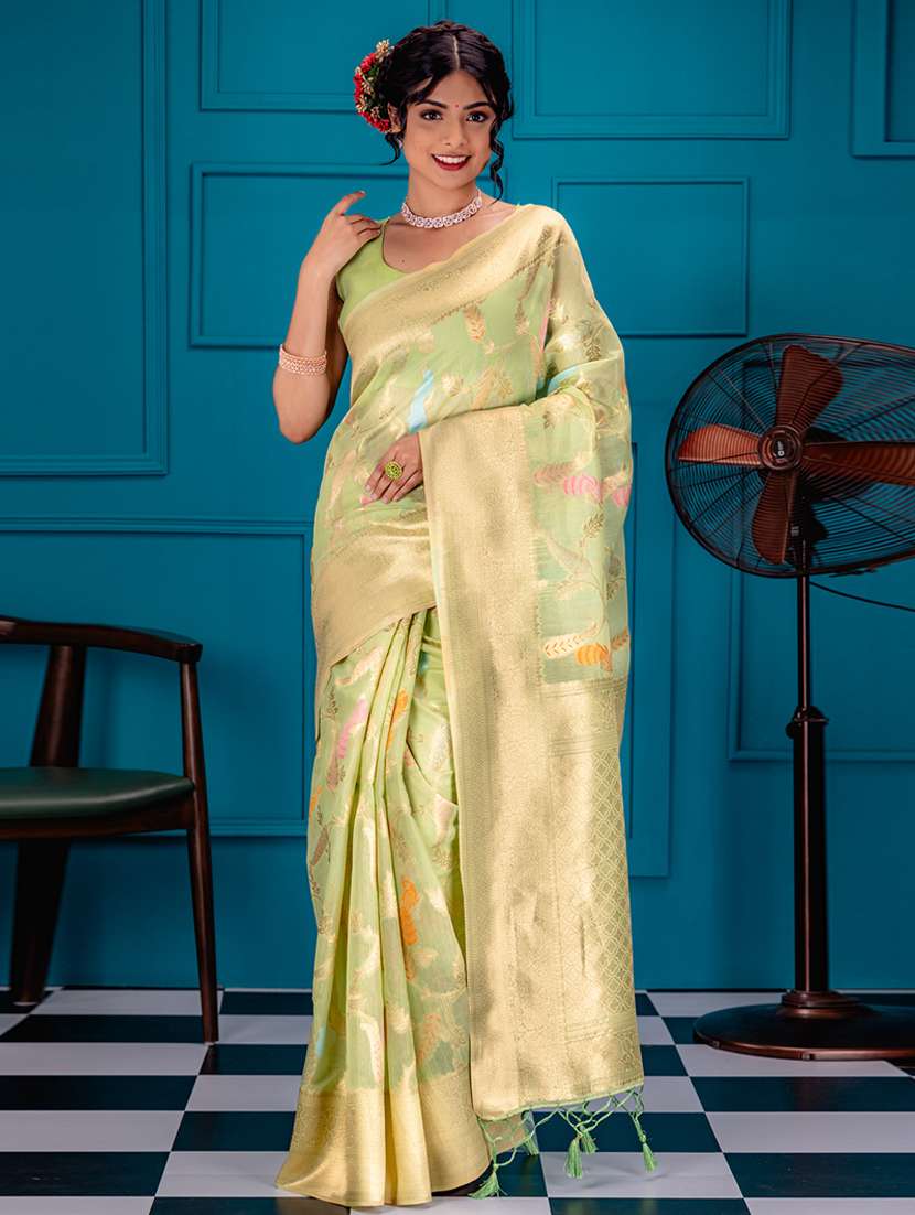 women self design banarasi saree with blouse - 21227572 - Zoom Image - 0