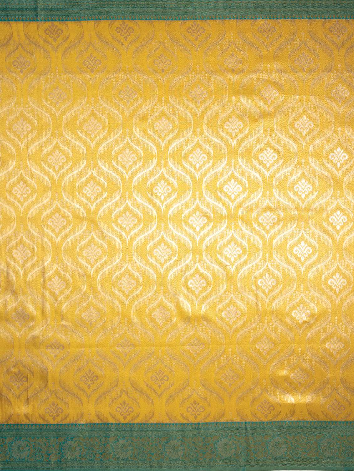 yellow kanjivaram saree with blouse - 21227605 - Standard Image - 3