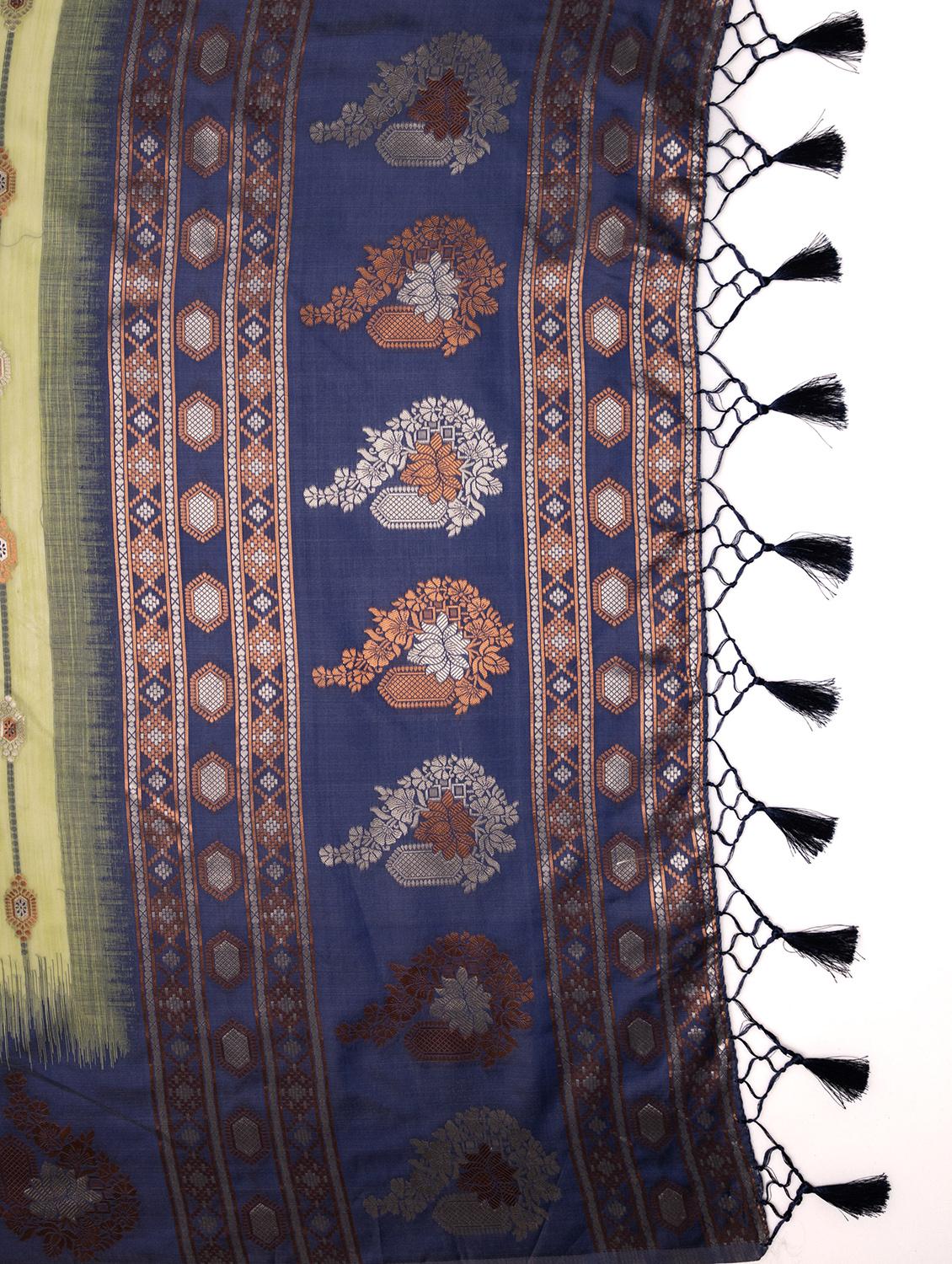 women self-designed handloom saree with blouse - 21227635 - Standard Image - 3