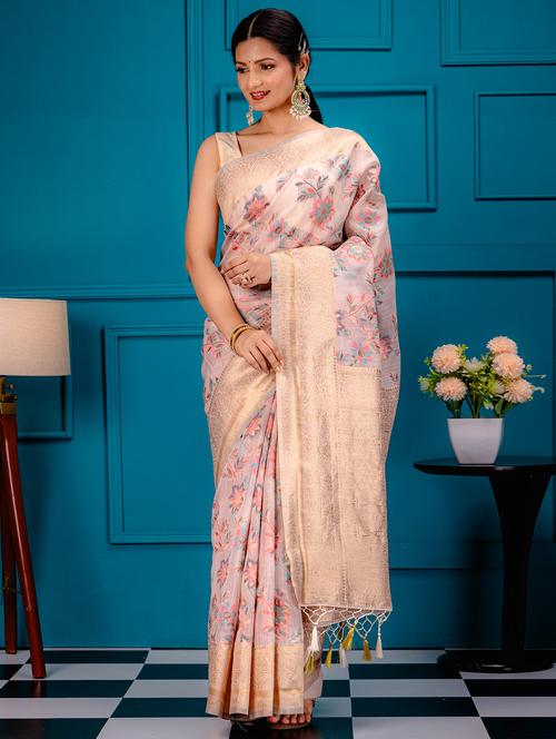 women self design handloom saree - 21227638 - Standard Image - 0