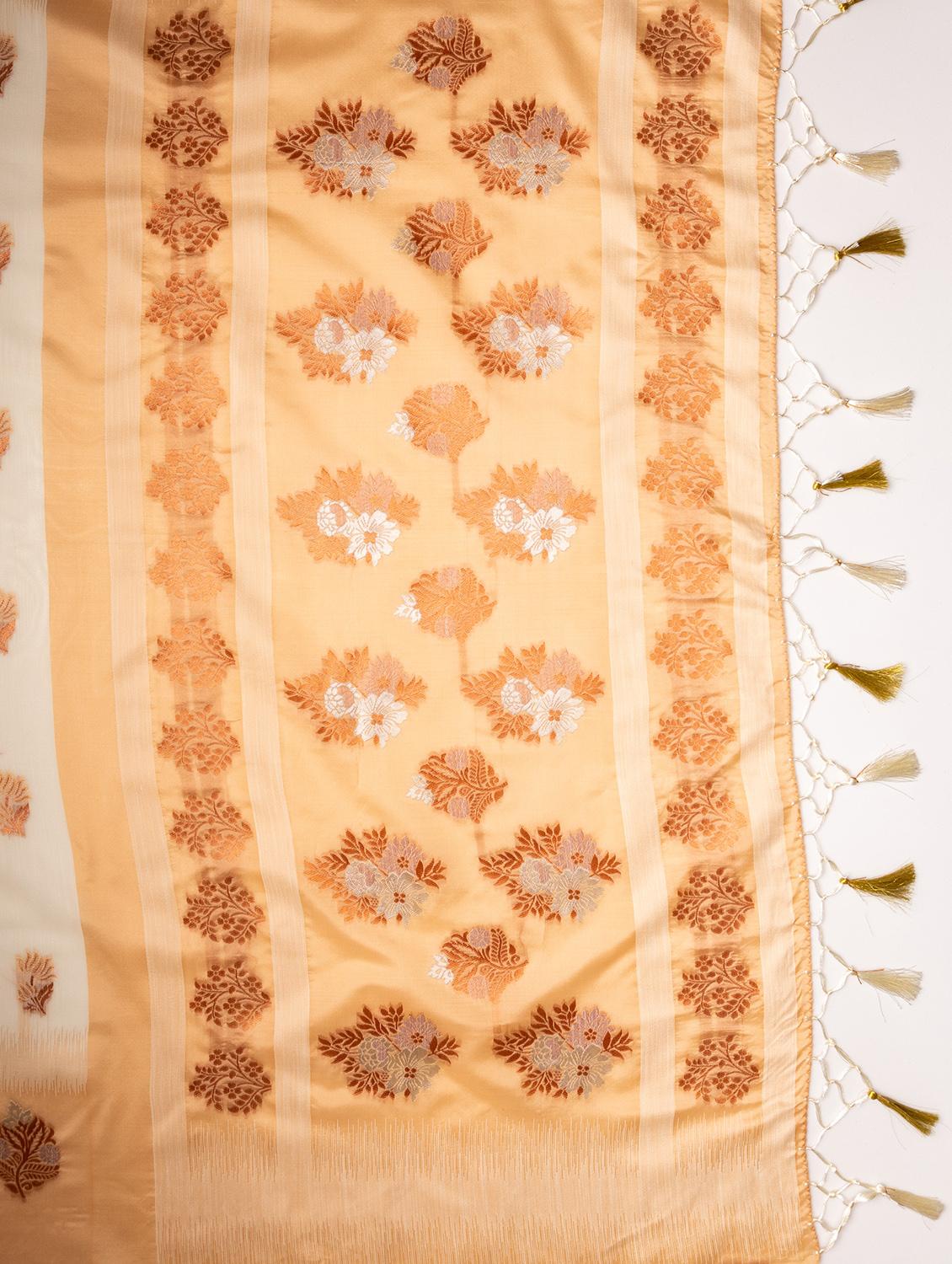 women self design handloom saree - 21227642 - Standard Image - 3