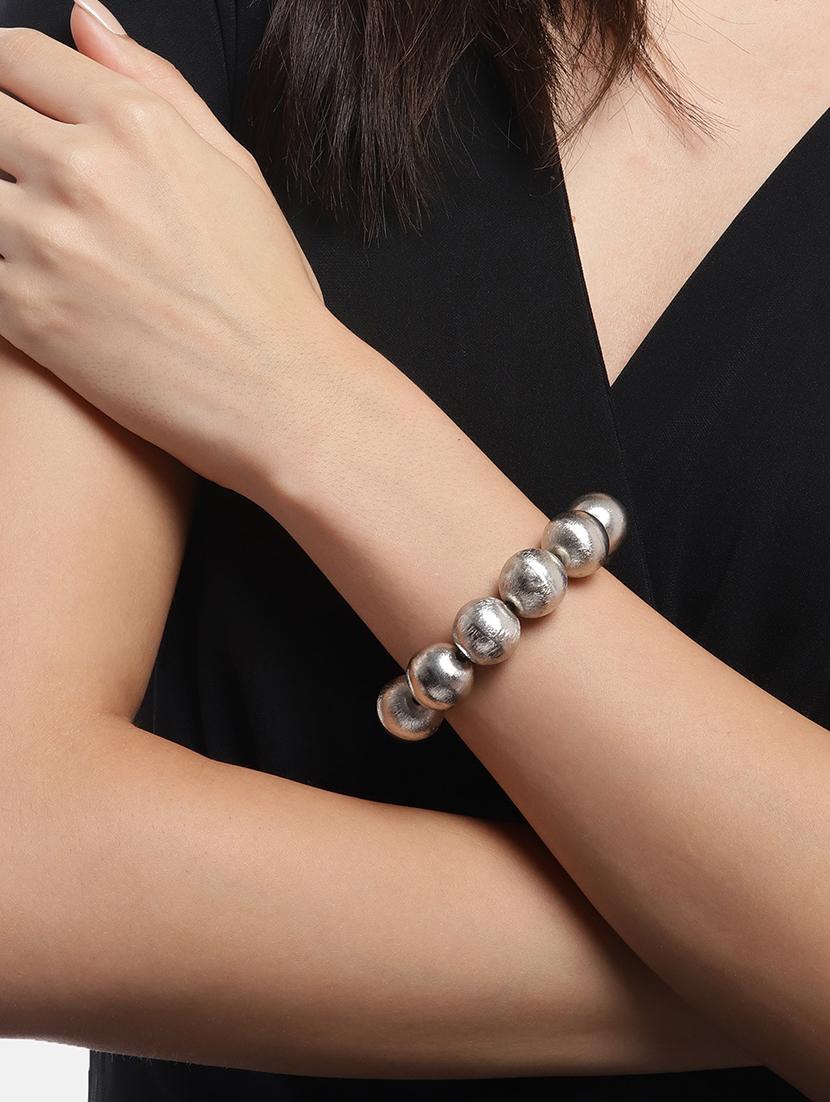 silver brass cuffs bracelet - 21228656 - Standard Image - 3