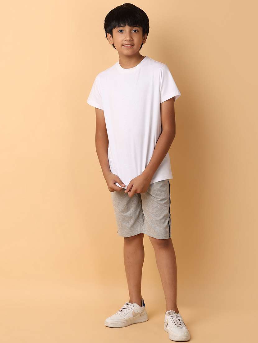 boys cotton solids three fourth shorts - 21230230 -  Standard Image - 5