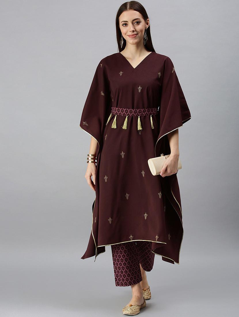 women maroon v neck kaftan set - 21230403 - Zoom Image - 0